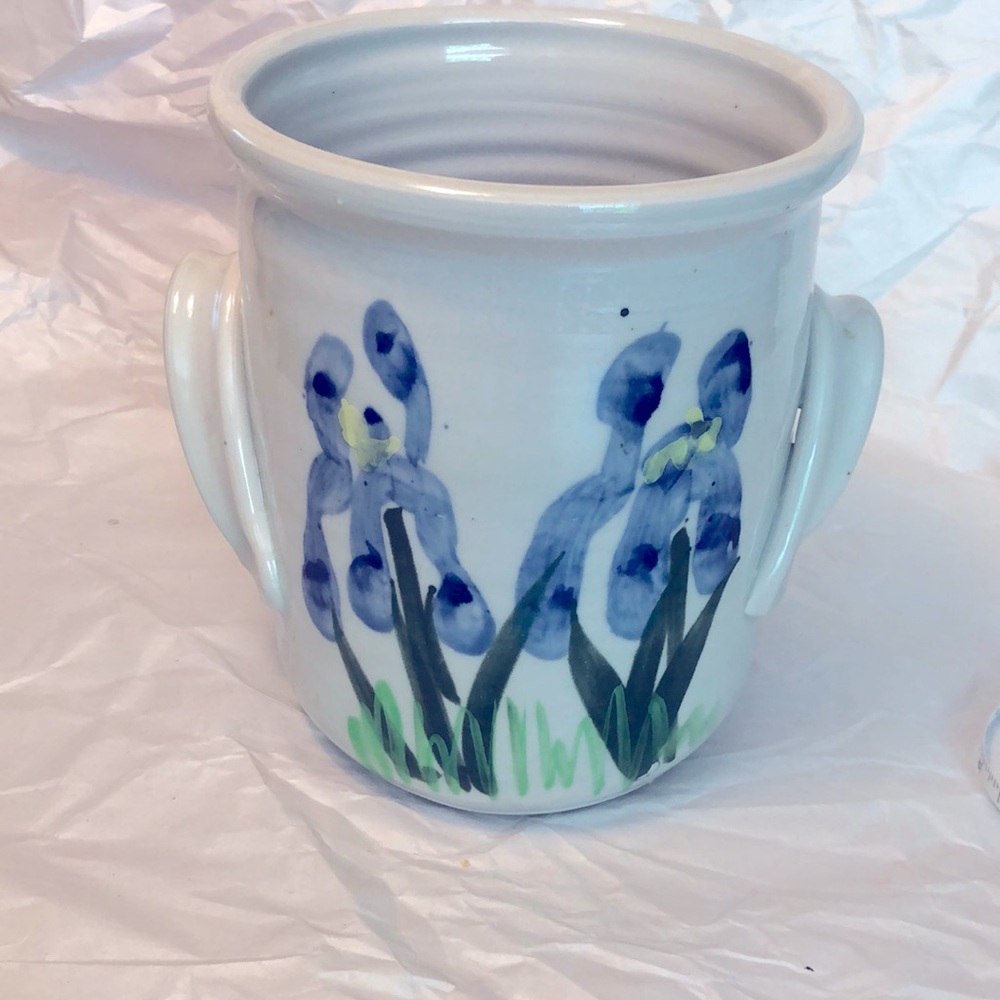 Studio Art Pottery Iris Utensil Crock signed Morrison 7.5x6”